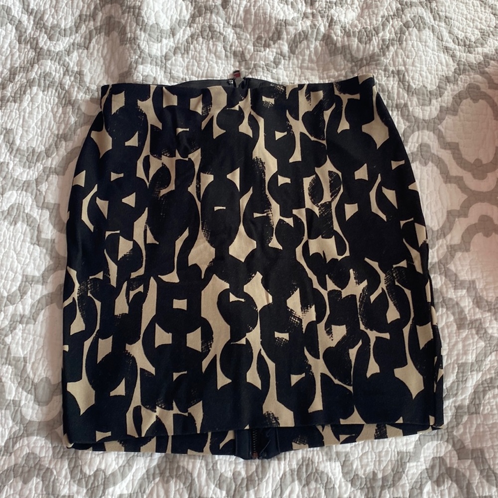 Ann Taylor mini skirt. Petite